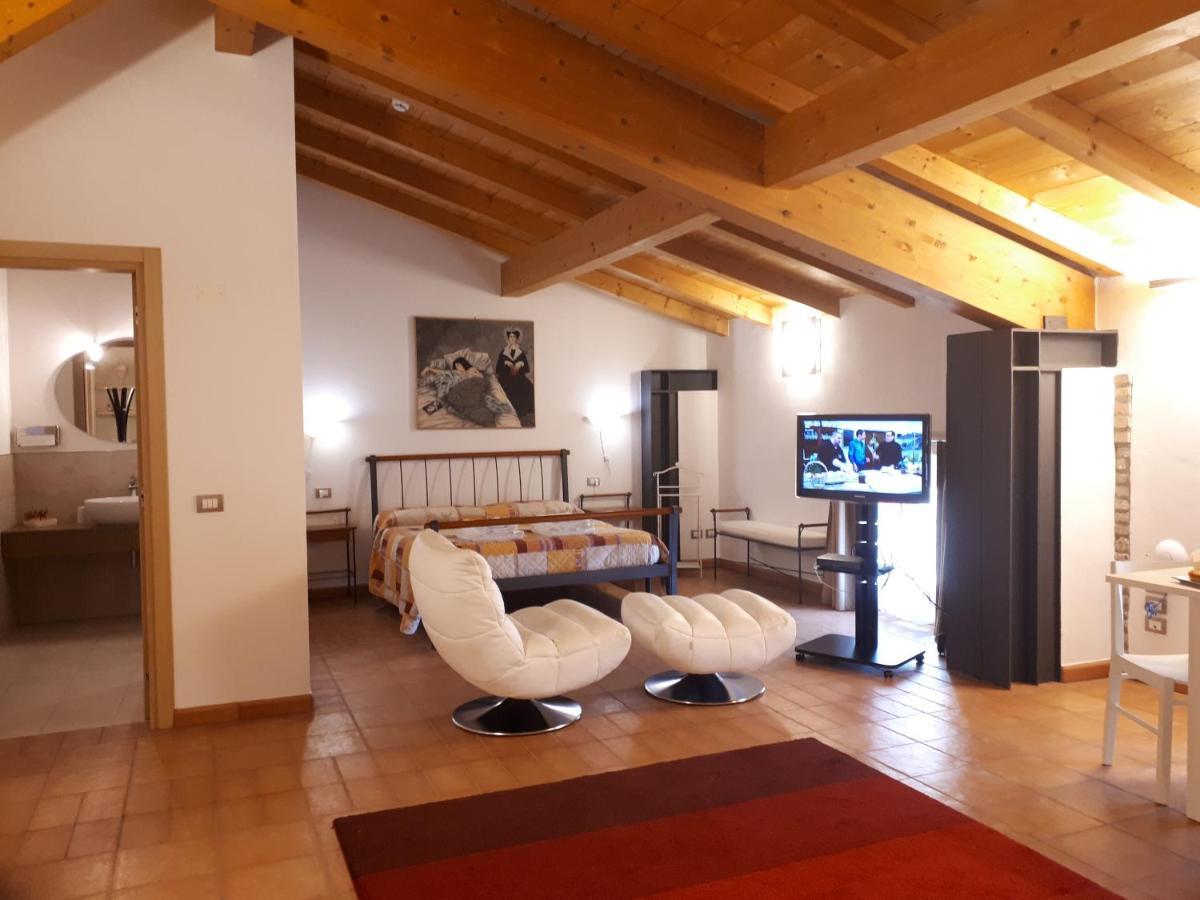 Casalbergo Apartamento *